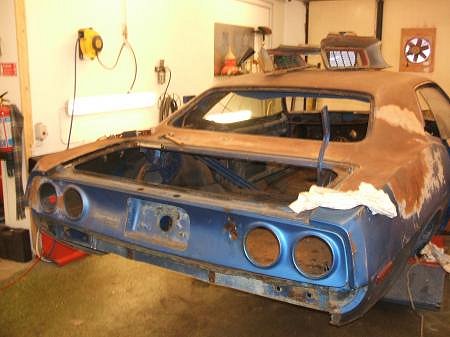 carell01.jpg (34392 bytes)