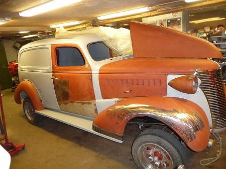 p1070763.jpg (37873 bytes)