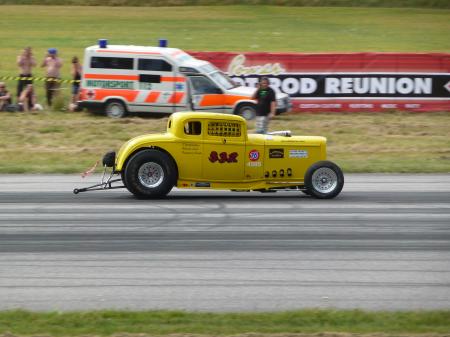 p1060755.jpg (27197 bytes)