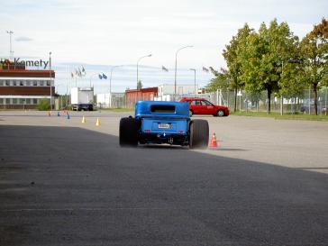 pict4626.jpg (16341 bytes)