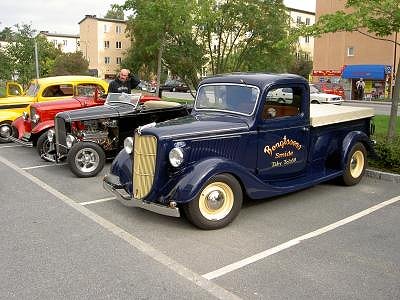 pict6465.jpg (35072 bytes)