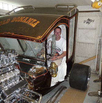 P1060613x.jpg (40019 bytes)