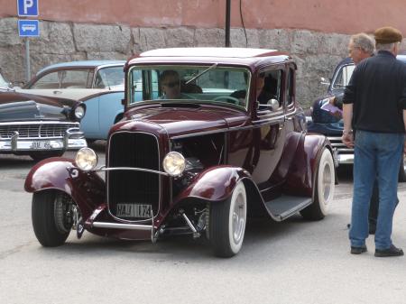 p1060082.jpg (28897 bytes)