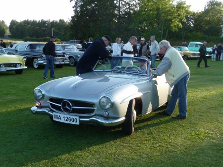 p1070504.jpg (34393 bytes)