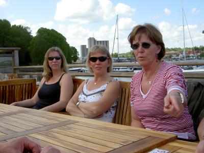 pict7732.jpg (25709 bytes)