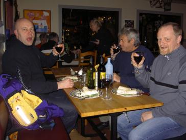 pict5260.jpg (19031 bytes)