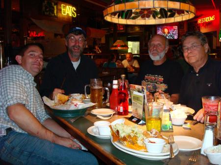 dsc07672.jpg (33658 bytes)