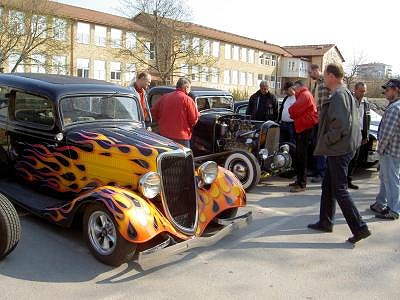 pict5529.jpg (34167 bytes)