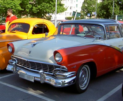 Pict3944s.jpg (42499 bytes)